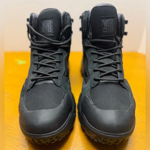 Vans Black High-Top Boots - Picture 3 of 9